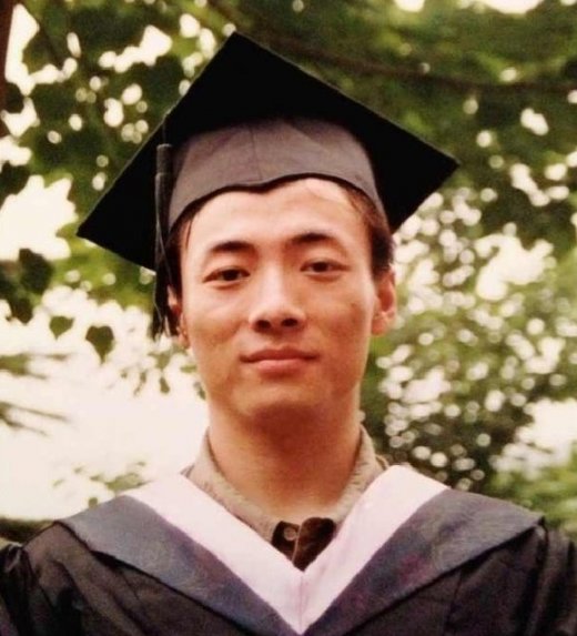 赵薇晒大学青涩毕业照 黄晓明陈坤等"好青春"[图]【6】