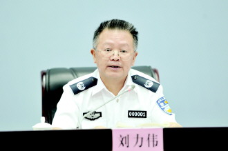 浙江公安厅长:办了错案就没功劳 不存在功大于过