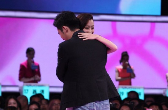 揭李念哥哥李思与李璐牵手细节 女神李璐生活照曝光(组图)