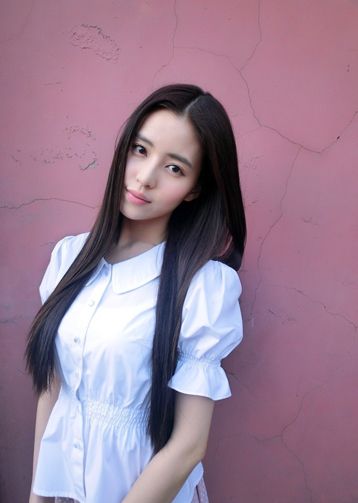 深圳大学90后校花甜美迷人褪去青涩优雅尽显图13