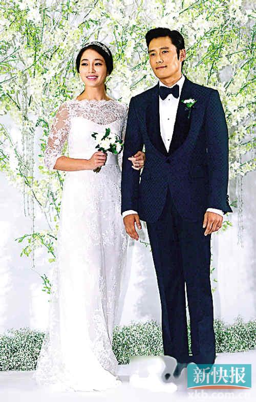43岁李秉宪与李?廷奢华婚礼曝光 传二人奉子成婚