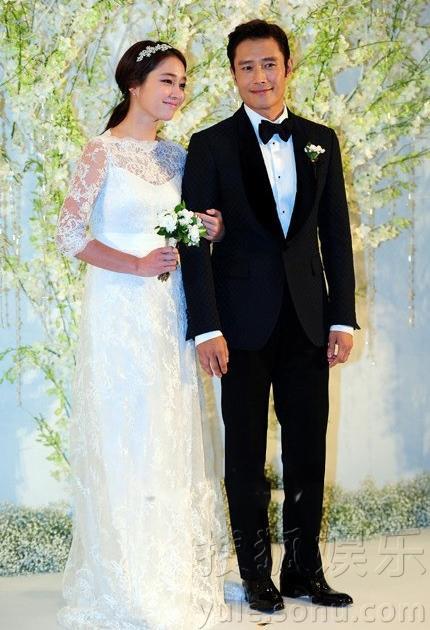 李秉宪昨日迎娶李珉廷 婚后与母同住考虑造人