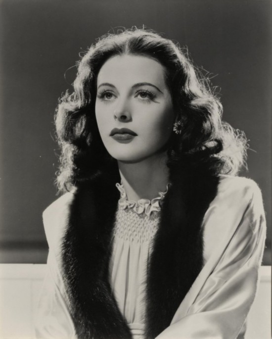 图文揭秘"史上最美的女科学家"