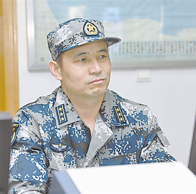 组图:解放军秘密雷达站部署大漠 可机动部署预备阵地