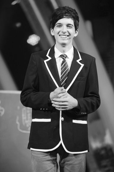 最帅学生会主席成莫言徒弟 有望上春晚(图)