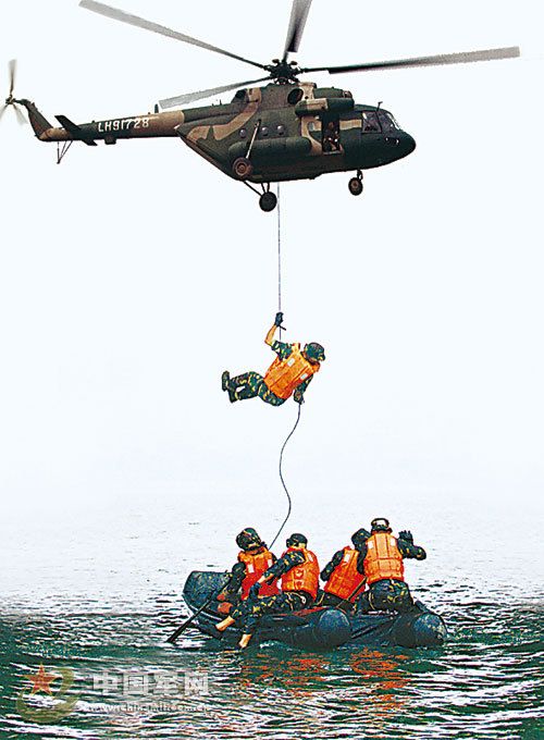 解放军三栖特战队曝光 装备好战力强多次境外扬威【3】