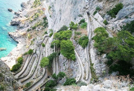 全国十大危险路段公布 世界最惊险公路逐个看(图)【25】