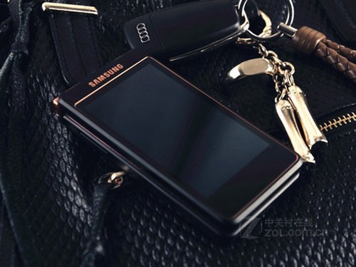 三星w2013售8676元