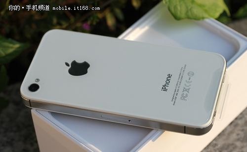 苹果iphone4s(8gb)编辑点评:苹果iphone4s(8gb)外观设计基本与苹果4