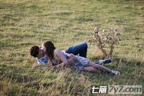 两性养生:八种爱爱姿势让女性享受"性福"