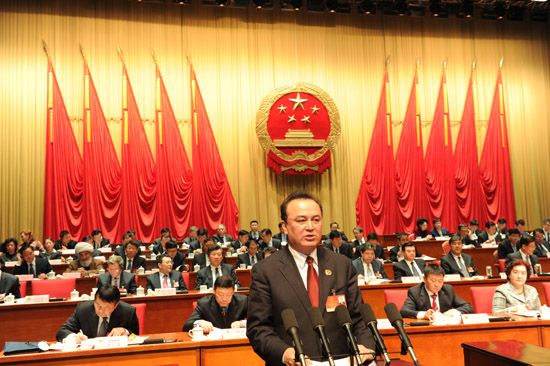 2013年新疆查办九大领域贪腐案393件