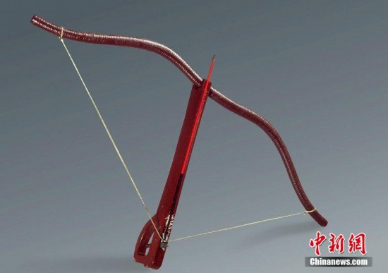 兵马俑考古首次发现清晰弓弦秦代弓弩可获复原