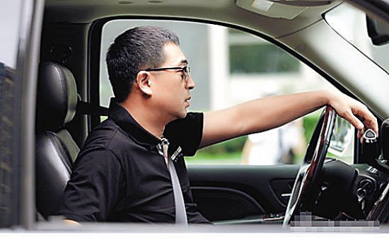 张嘉译若被倒追我就装傻不介意老婆收入高