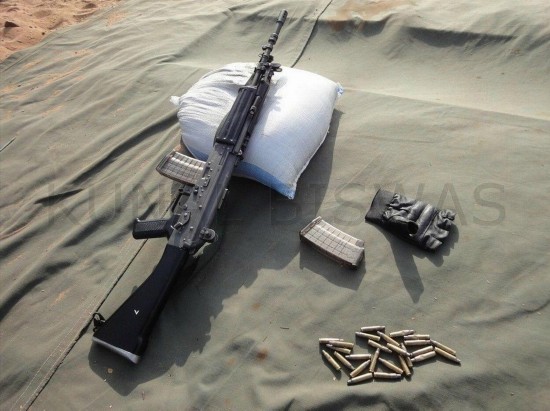 组图:印军用上新步枪比我03式如何?