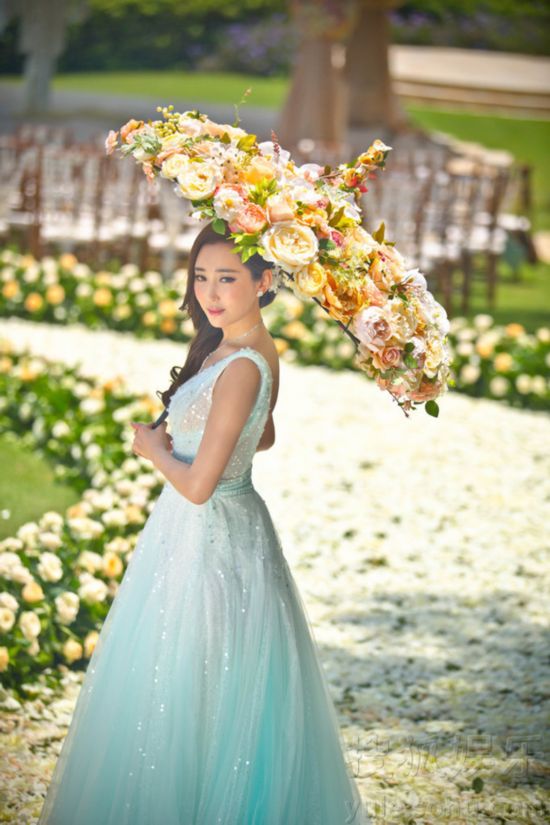 严屹宽杜若溪巴厘岛完婚 牵手晒婚戒大秀甜蜜 【22】