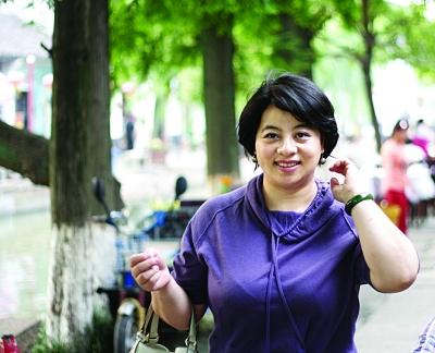 作家六六推新书 书中首度公开男友情书(图)