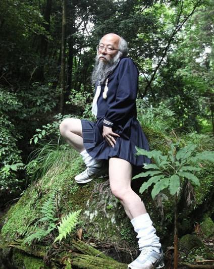 日本水手爷爷让人狂吐 网友:太没节操!【12】