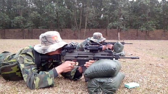 组图:越南特种部队大量引进欧美新枪【2】
