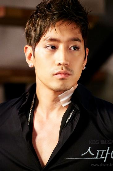 队长eric无疑是韩国组合的领导典范