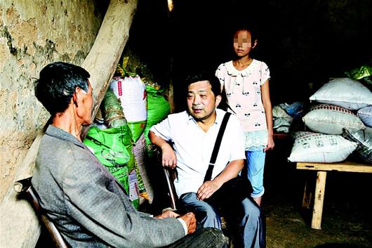 陈发喜:爱,照亮山里娃的求学梦想