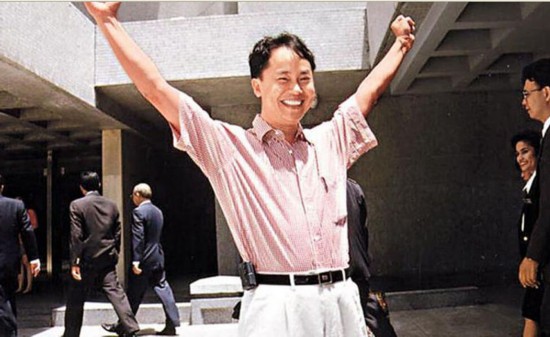贫困人口枪毙_贫困人口图片(2)