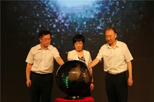 辽宁省科协党组书记,副主席康捷,副主席王元立,辽宁省青少年科技活动