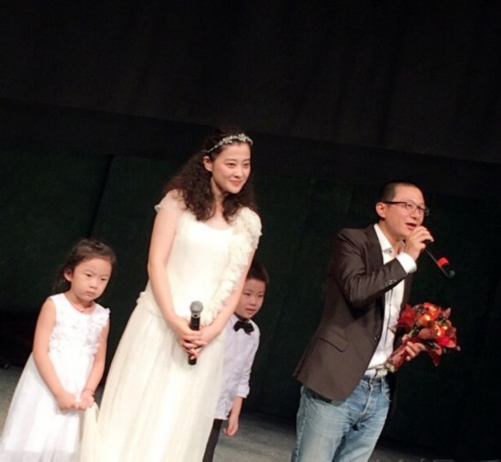 梅婷婚纱照_梅婷性感图片(2)