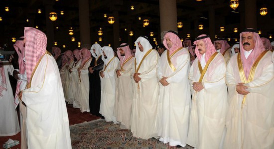 震撼!世界各地穆斯林做开斋节礼拜(组图)【3】