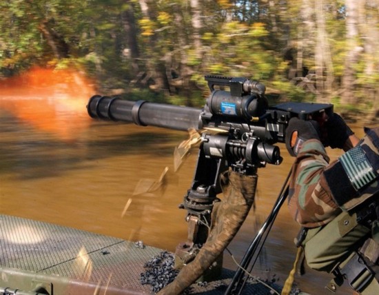 美军"火神炮"速射机枪令人恐惧 每分钟6000发