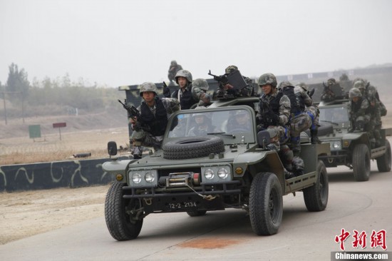 5,lyt-2021型轮式伞兵突击车 lyt-2021型轮式伞兵突击车,是近年来我军