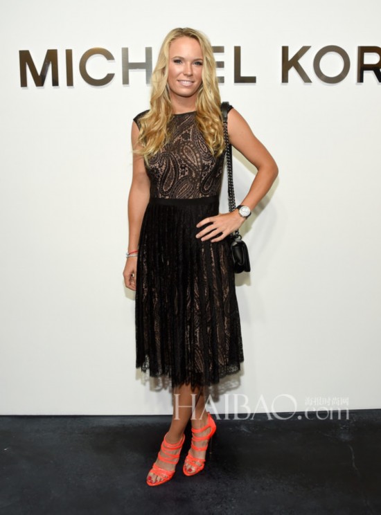 珂蒂·霍恩 (cody horn)图片来自wenn迈克高仕(michael kors)2015春夏