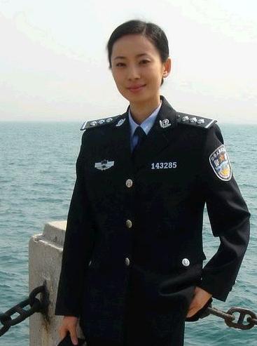 徐筠