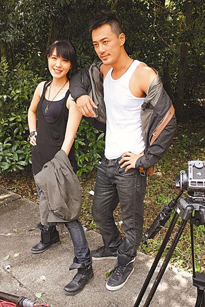 官恩娜患"贝尔氏麻痹症" 惊现面瘫嘴歪眼斜【6】