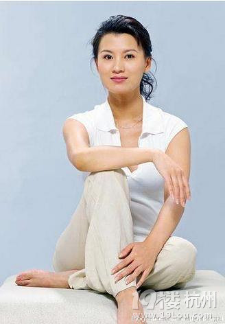 张嘉译陈道明20位大哥娇妻曝光谁最美【11】