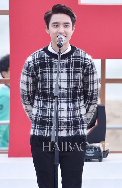 exo组合成员都暻秀亮相2014第19届韩国釜山国际电影节《购物车》的