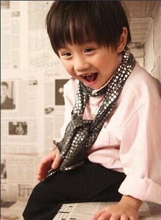 温兆宇大儿子  小小彬