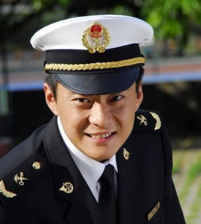 冯绍峰黄晓明钟汉良陈冠希 男星军装谁最有型【28】