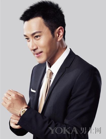 虽然名气不及周董,但是长相气质都甩周杰伦好几条街的刘恺威在着装