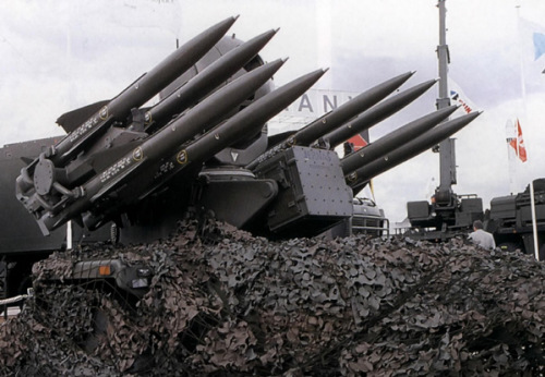 英国长剑"低空近程防空导弹系统