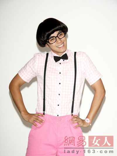 帅气罗志祥也顶蘑菇头,他从来不用刻意保持帅帅的形象,因为他本来