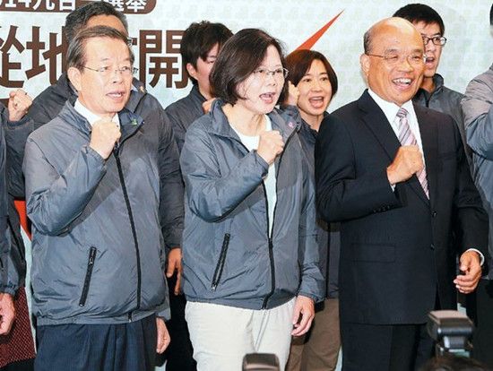 国民党主席朱立伦展开"请益之旅",朱立伦并指已拜会李登辉和亲民党