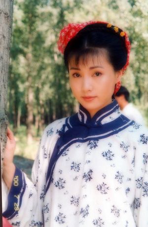 吴祯,96年一部和郭柯宇,吴越,池华琼四个女孩一起拍的电影连续剧叫