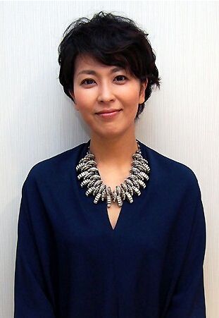 松隆子顺利产子 重3466克健康的女孩子