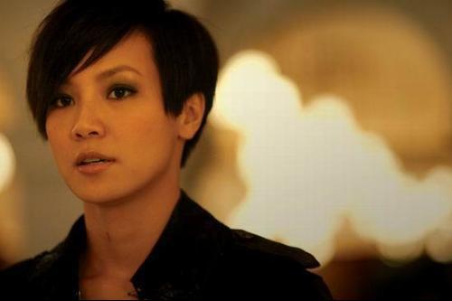 宋丹丹儿子愚人节宣布"出柜" 盘点公开"出柜"的明星