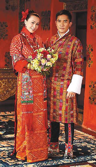 他们的婚礼由国王基沙尔和泰国白龙王见证,并邀得当地大宝法王噶玛巴