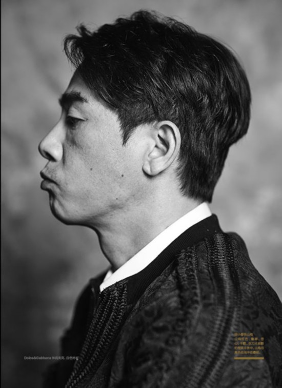 陈小春硬朗黑白写真曝光 再现"古惑仔"时代/图