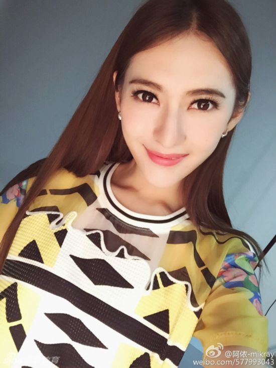 新疆大学校花米热阿依曝私照神似高圆圆(图)