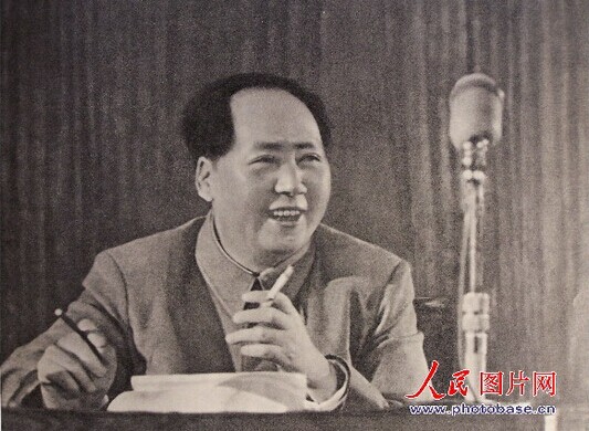 毛泽东一生中八张经典微笑照片-湖北频道-人民网