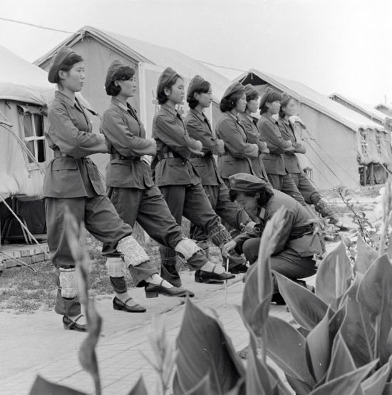 旧照再现1984年中国三军大阅兵 精气神相当赞