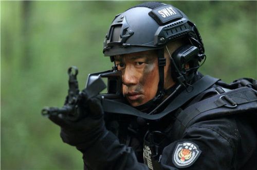 《特警力量》第30集预告 1-52集分集剧情介绍至大结局:龙飞虎女儿被